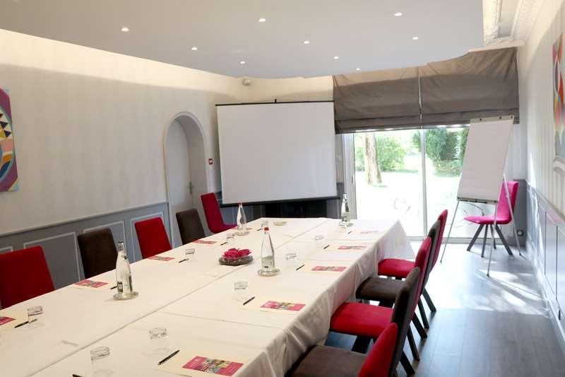 Logis Auberge Bienvenue Doué-la-Fontaine Facilidades foto