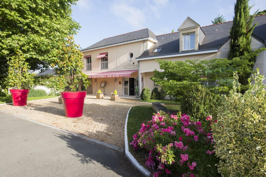 Logis Auberge Bienvenue Doué-la-Fontaine Exterior foto